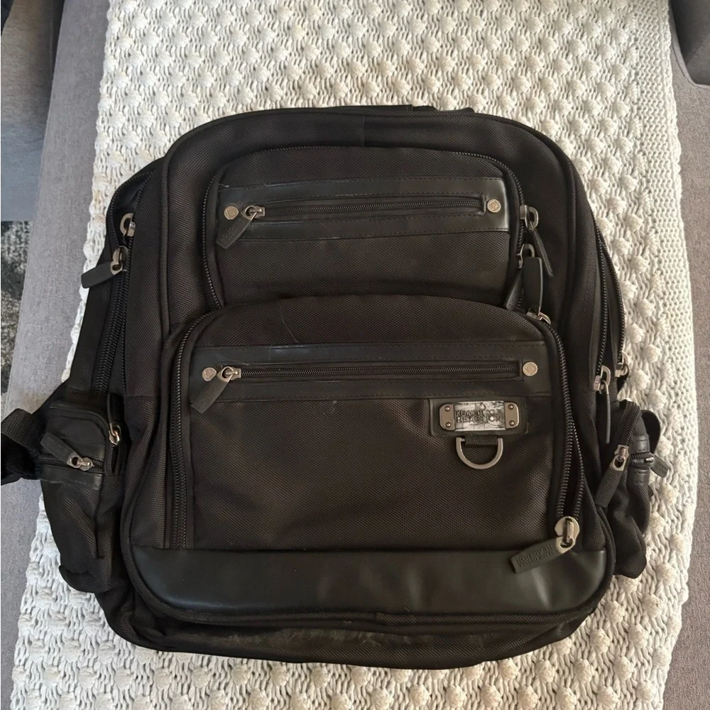 Kenneth Cole Reaction Manhattan Commuter Slim Backpack 16